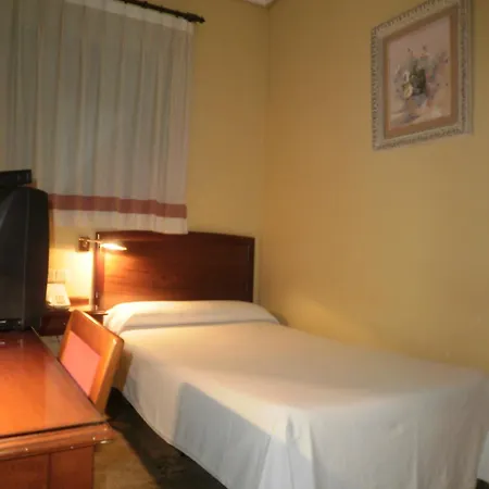 Ξενοδοχείο Isabel Almussafes