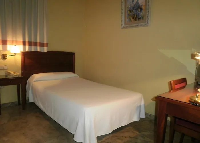 Isabel 2* Almussafes