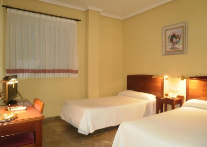 Isabel 2* Almussafes